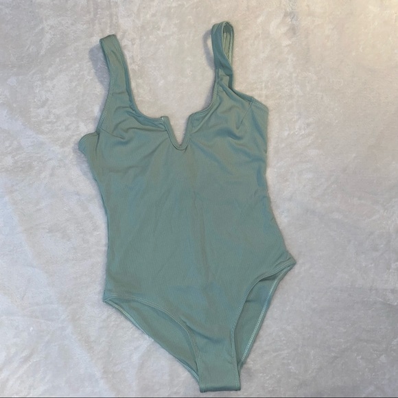 BUNDLE OF THREE!! - Picture 4 of 4